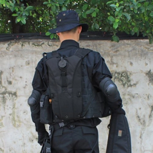 Hiking Hydration Backpack ( 2.5 L Water Bladder ) 