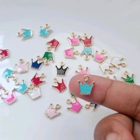 Mix Coloured Crown Charms (10pc 