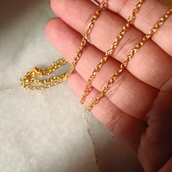 Minimal Pendent Chain 5mtrs 0.6 MM Golden