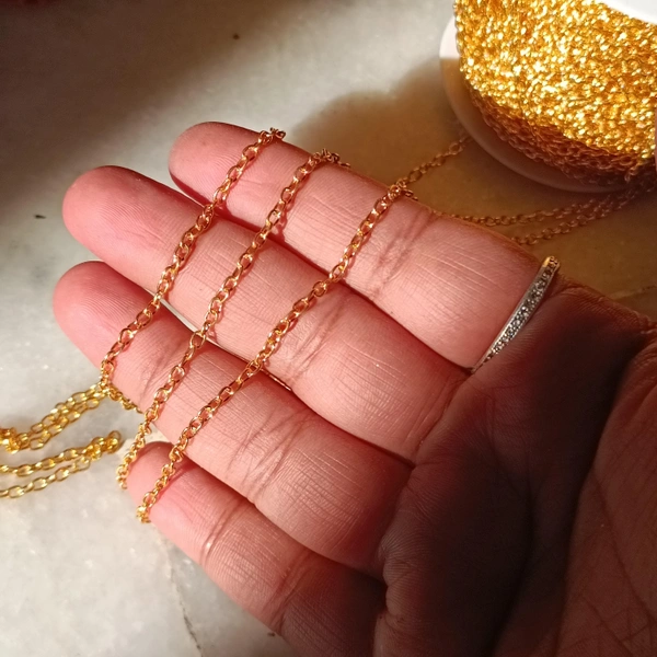 Minimal Pendent Chain 5mtrs 0.6 MM Golden