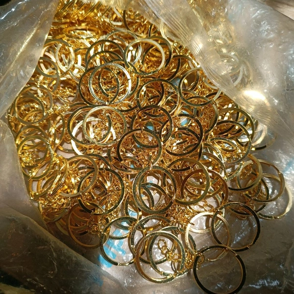 Golden Keyrings Pack Of 10 