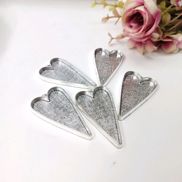 Vinatge Heart 5pc Pendnat Bezel Silver 