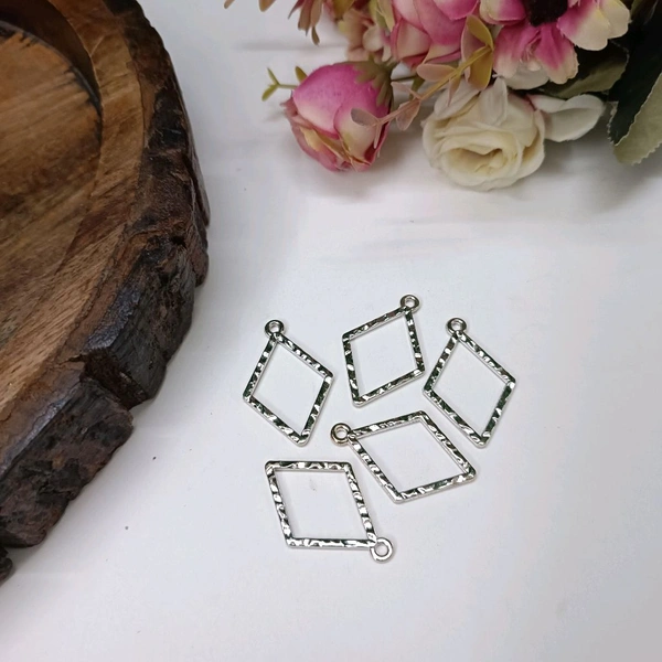 Diamond  5pc Pendant Bezel Silver