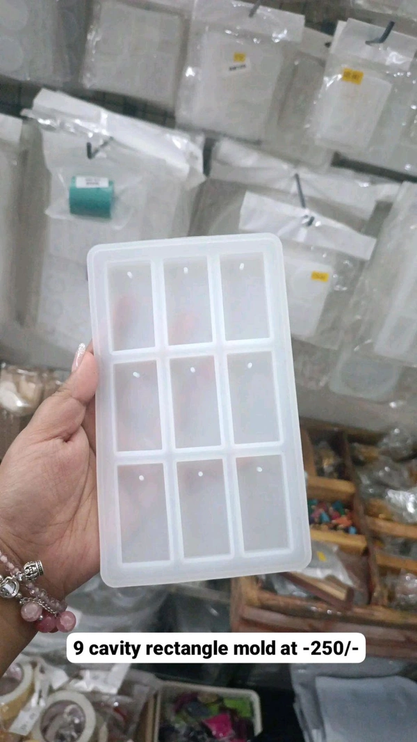 9 Cavity Rectangle Mold With Holes 