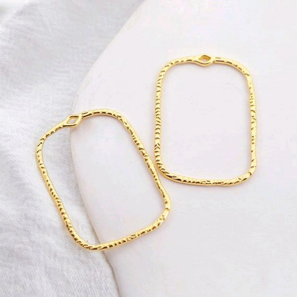 New Bezel Pack Of 15 Pcs (3 Different Sizes) Golden 