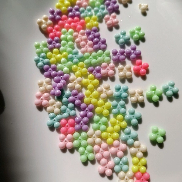 Jwellery Making Beads 25 Grms ( Dot Flower)