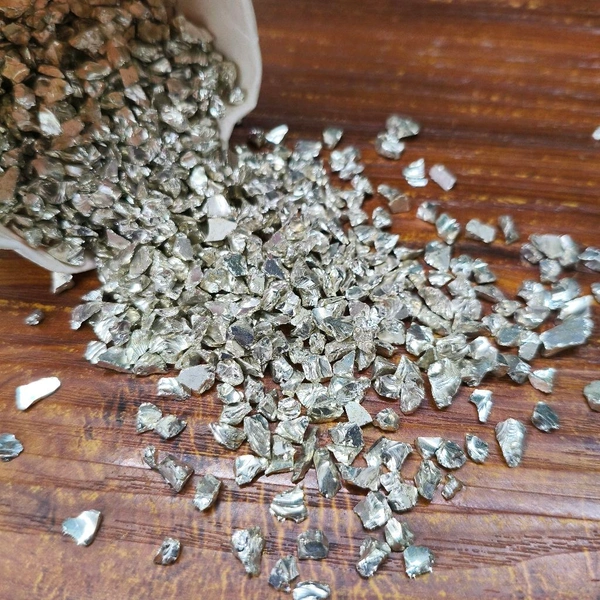 Matelic Resin Stone Pure Silver  50 Grms 