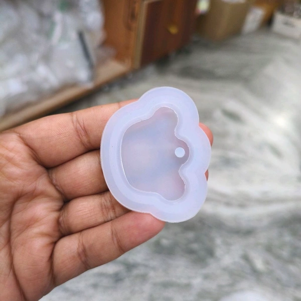 Mini Paw Mold With Hole (02)