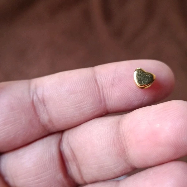 Heart Golden Charms /  Beads (0.4 MM)  20 Grms 