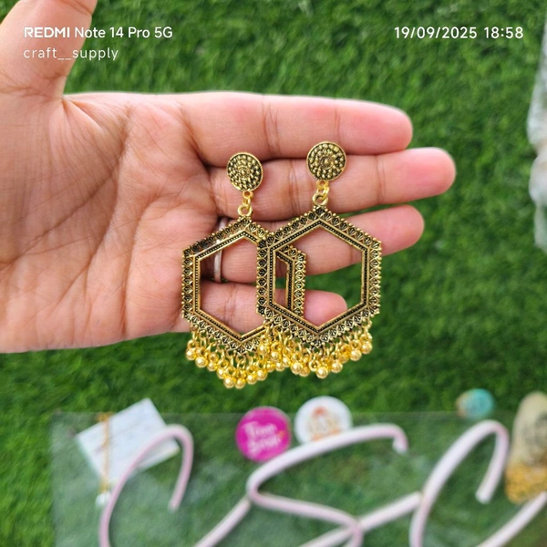 Resin Jhumka Base Pair
