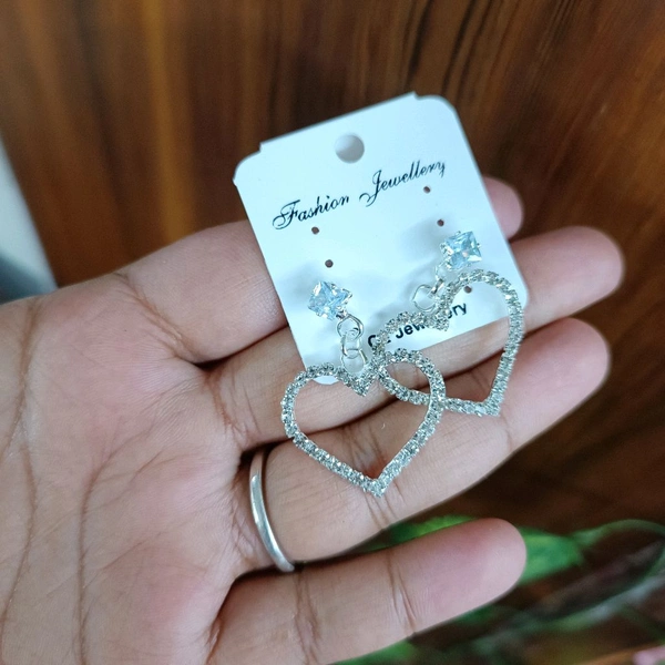 Diamond Heart Earing Pair 