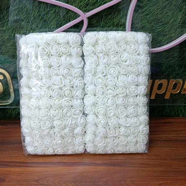 Off White foam Flower (144pc)