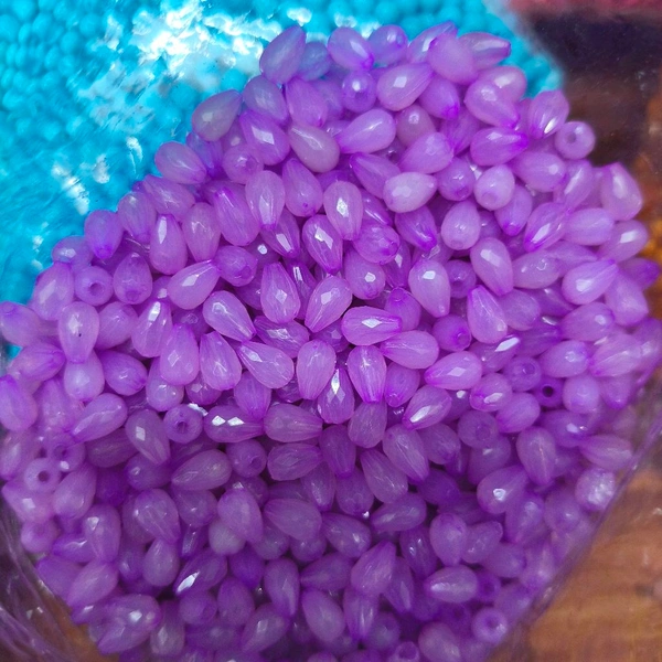 Latkan Beads 25 Grms (Purple) 