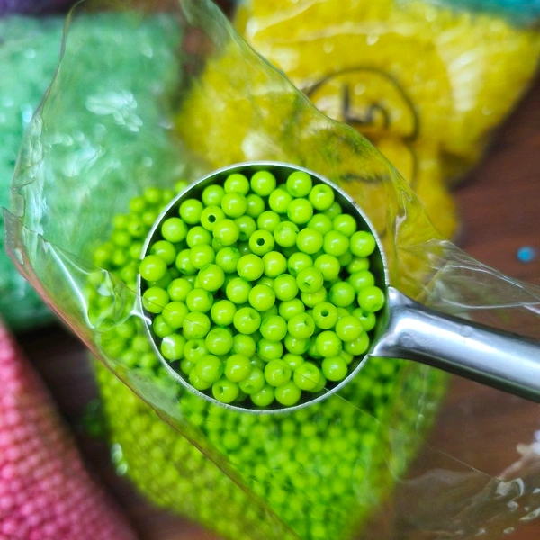 0.5MM Beads 25 Grms (Green) 