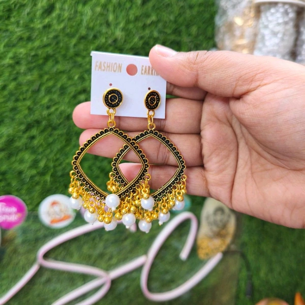 Resin Jhumka Base Pair Square Golden(white Beads) 