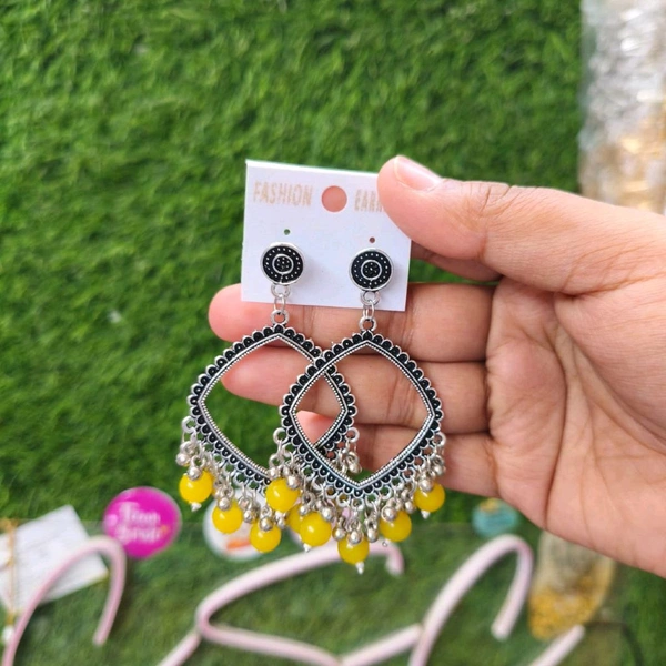 Resin Jhumka Base Pair Square Silver(yellow Beads) 