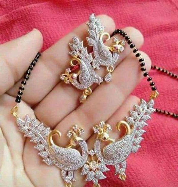 Women's Gold Plated Brass Mangalsutra - Free Size