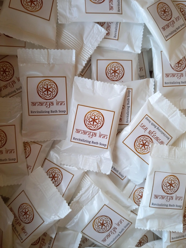 White Hotel Soap 15g (With Branding)