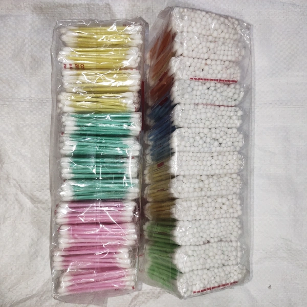 Regular Apple Ear Buds- Price 4/Pcs [Pack Of 12]