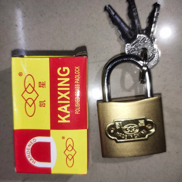 Gold 32mm Locks- Price 25/ Pcs