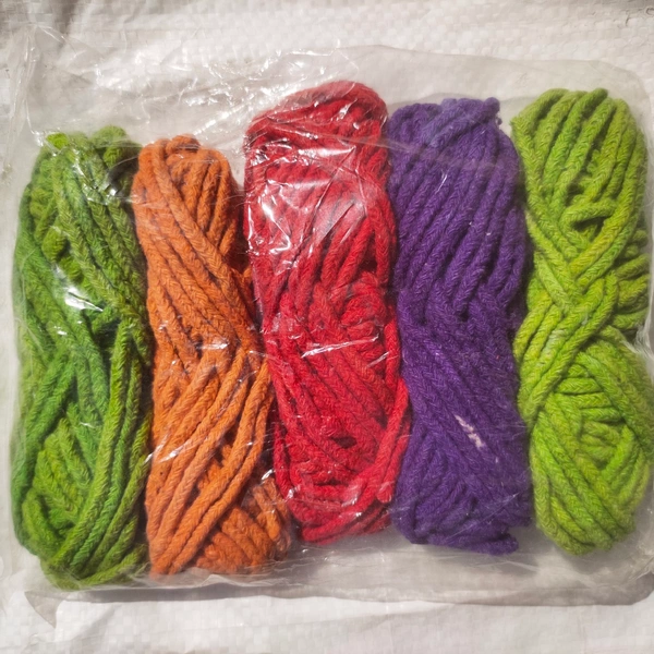 Playing Top Rope Bhavra Rassi- Price 48/pack  [Pack of 5gundi]