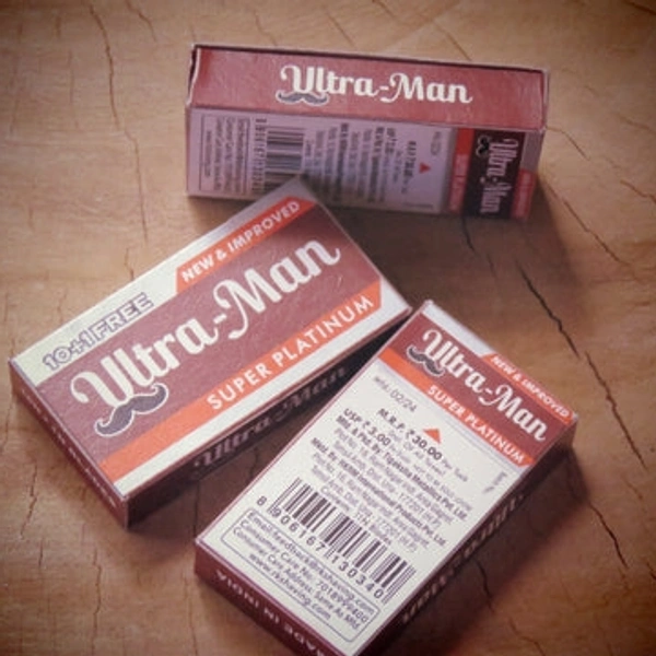 Ultra Man Blade Saloon Pack- Mrp 3, Price1.8/Pcs  [Pack Of 50 ]
