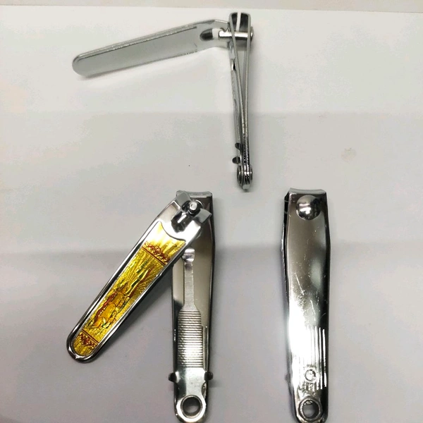 Xindong 8817 Nailc Clipper Nailcutter- Price 12/Pcs[Pack Of 12 Pieces]