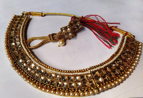 D S Antique Choker Necklace Set - Gold, Free