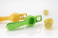 2176 Lemon Squeezer With Opener