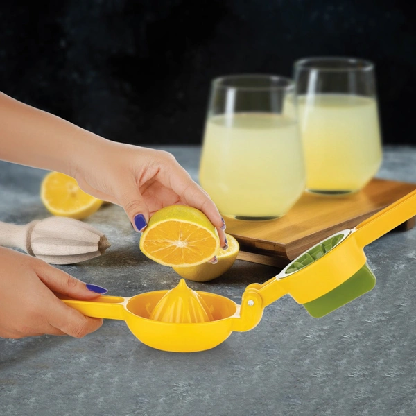 2771 Lemon Squeezer can be taken For Squeezing Lemons For Types Of Food Stuffs.