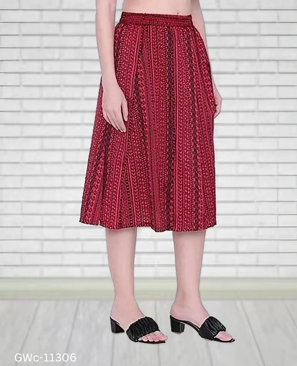 GWc-11306 Women skirt - 40