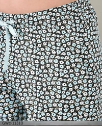 GWc-11310 Stylish Printed Women Shorts - 32