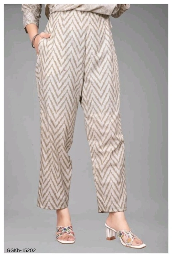 GGK-15202 Women's & Girls Kurta And pant sets - S