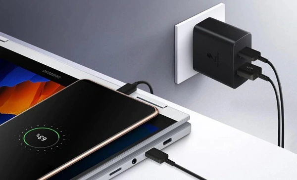 Samsung 35W Dual Port, Type-C & USB-A, Fast Charger (Cable not Included) Black