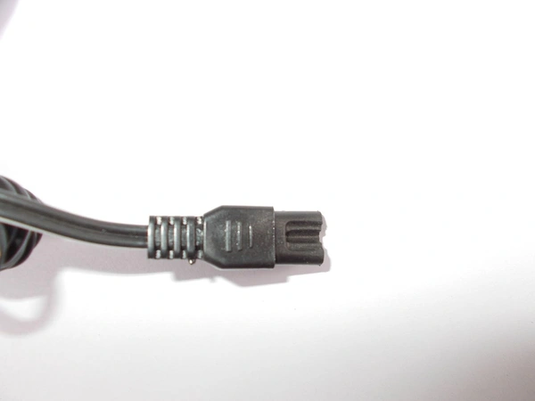 V-CONEKT RE04 Trimmer Charger 4.3VDC 70mA (Black)