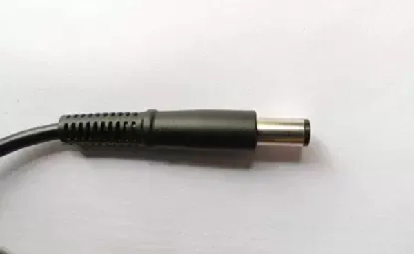 enter Enter DELL LAPTOP ADAPTER EN90DE_007 19.5V 4.62A 90 Watt Adapter (Black)