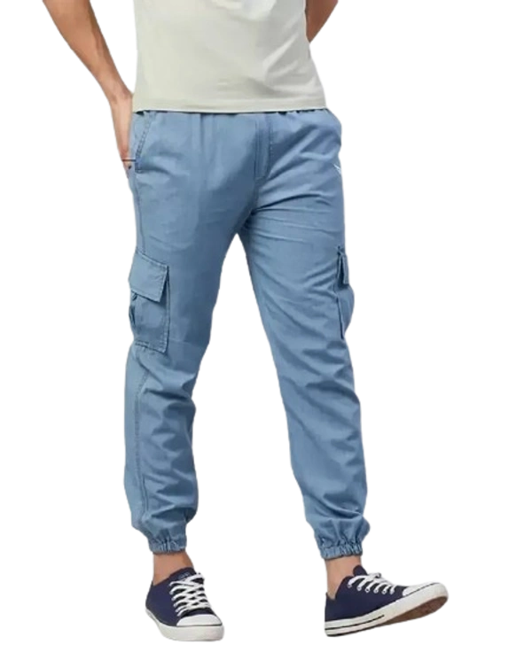 Elegant Denim Blue Solid Regular Fit Jeans For Men