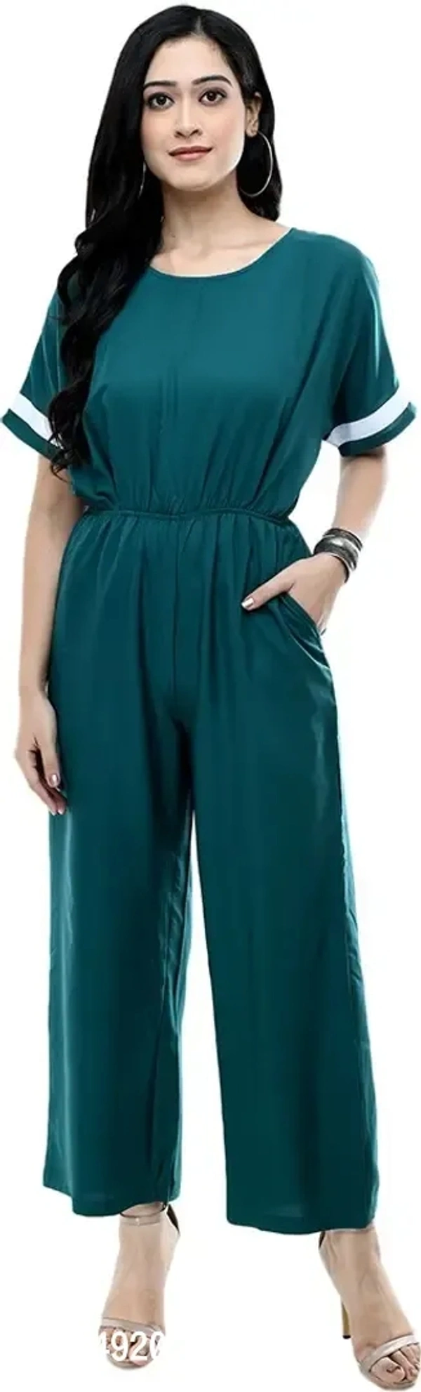 Women's Green Crepe Solid Jumpsuit