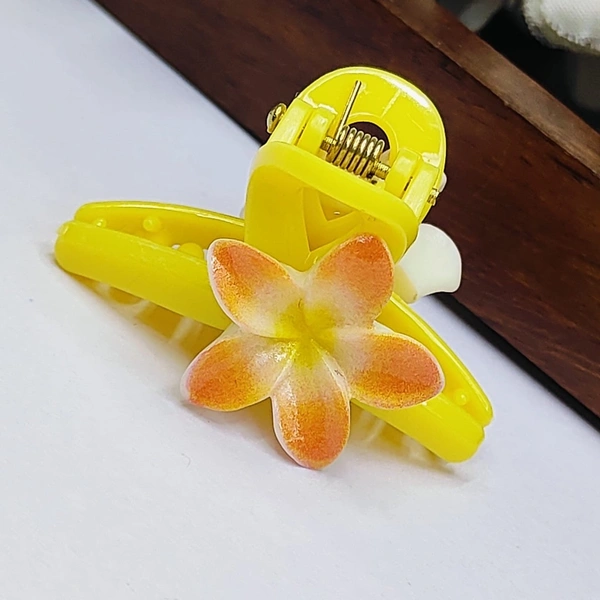 Flower Clip 4
