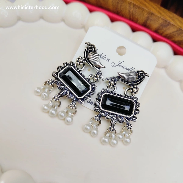 Oxisided earring 3
