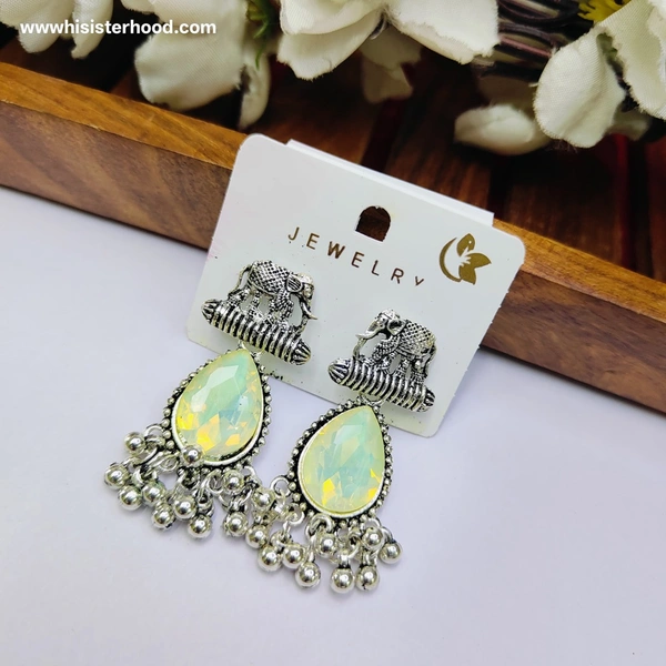Oxisided Earring 12