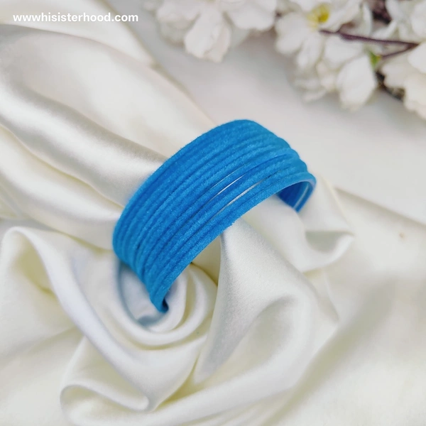2.10 Velvet Plain Metal Bangle 1