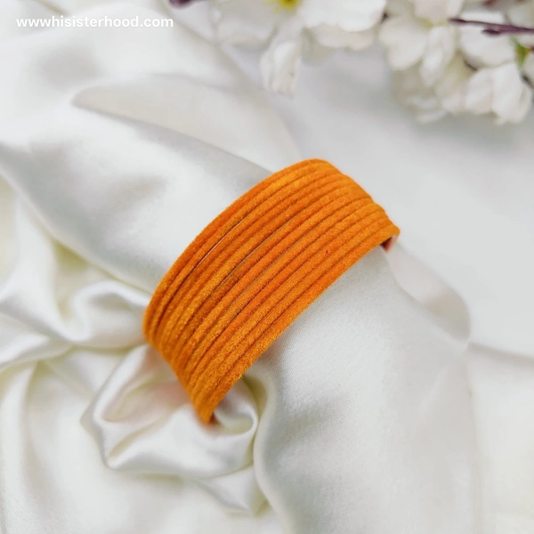 2.10 Velvet Plain Metal Bangle 23