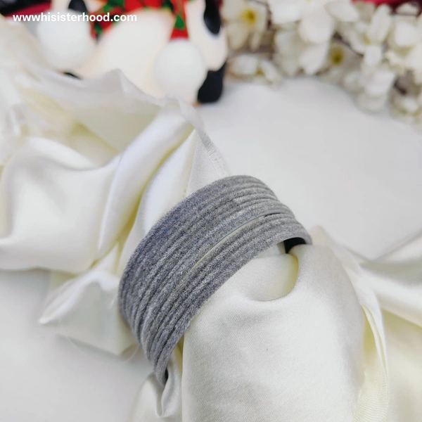 2.10 Velvet Plain Metal Bangle 18