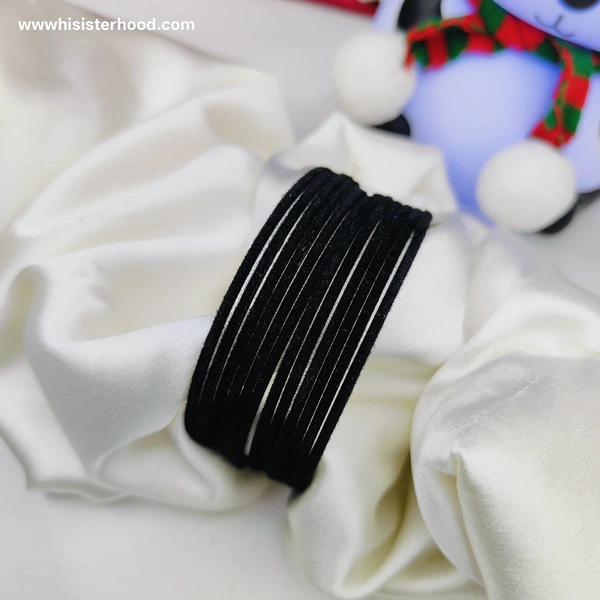 2.10 Velvet Plain Metal Bangle 16