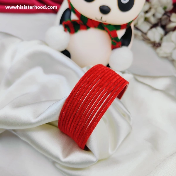 2.10 Velvet Plain Metal Bangle 7