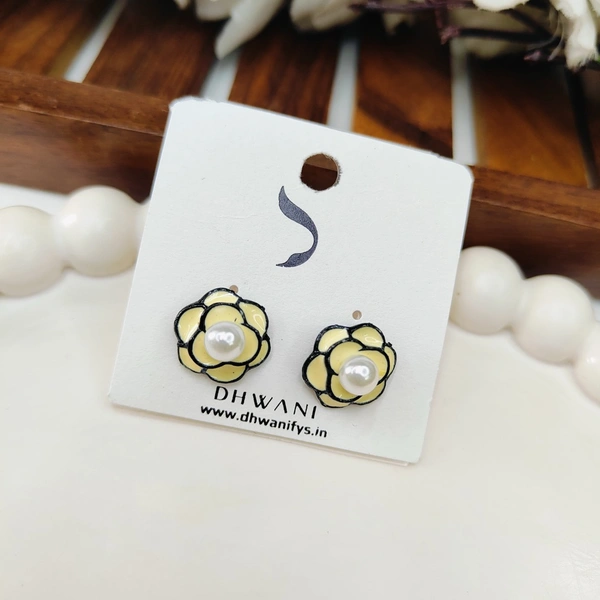 Earring 19