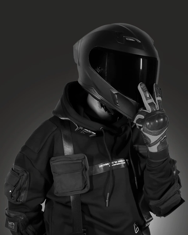 Steelbird SBA-11 ISS Tornado Matt Signature BLACK - L