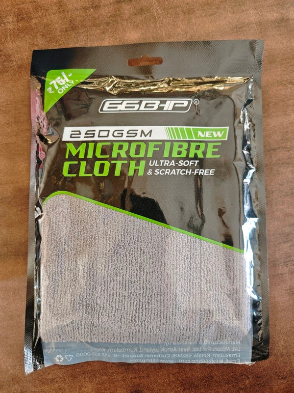 66BHP Premium 250 GSM Microfiber Cloth – Ultra Soft & High Absorbency - Red