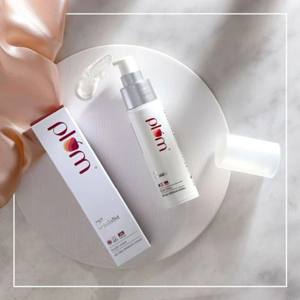 Plum Age Specialist Spf 45 Pa+++ Bright Years All-Day Defence Cream 50 ml